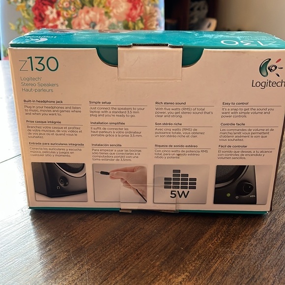 Logitech Z130 Compact 5w Stereo Speakers 3.5mm Jack Black NEW OPEN BOX - Picture 4 of 7